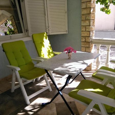 Apartmani Korade Vir Eksteriør billede